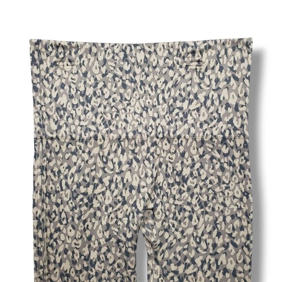 Spanx Look At Me Now Seamless Cropped Leggings Womens XS Animal Print Brown - Picture 2 of 7